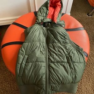 Hooded Army Green Puffer Vest